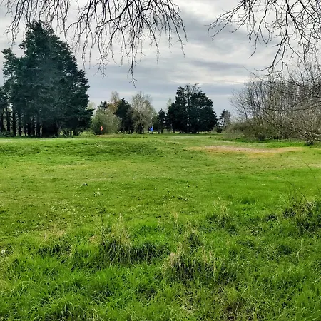 Apartment Spacieux Refait A Neuf - 4 Pers - Vue Sur L'hippodrome Cabourg