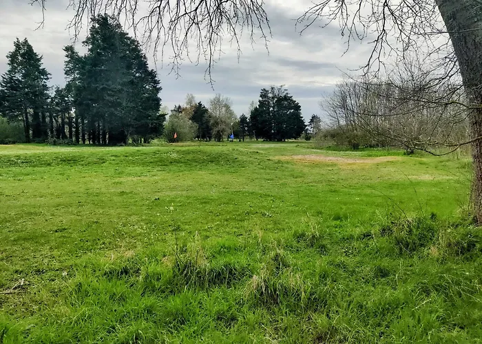 Apartment Spacieux Refait A Neuf - 4 Pers - Vue Sur L'hippodrome Cabourg