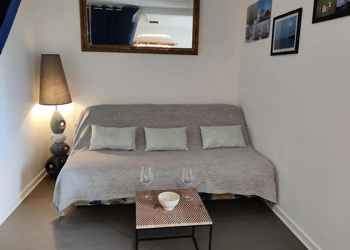 Spacieux Refait A Neuf - 4 Pers - Vue Sur L'hippodrome