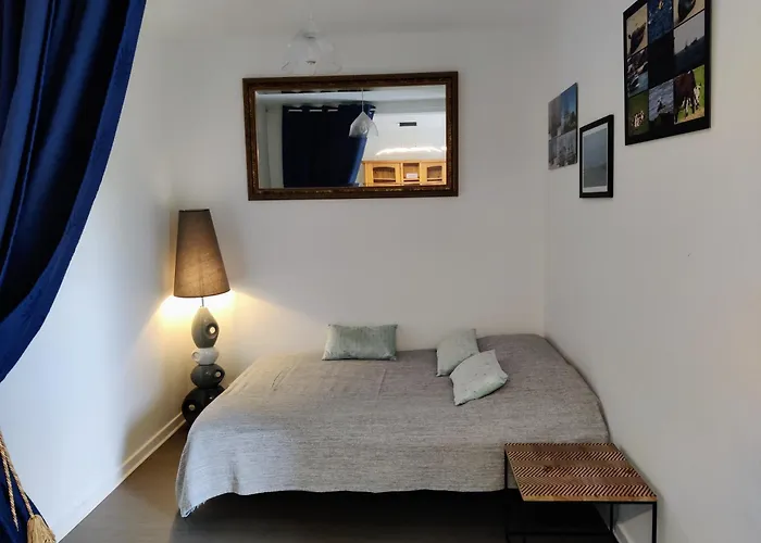 Apartment Spacieux Refait A Neuf - 4 Pers - Vue Sur L'hippodrome *