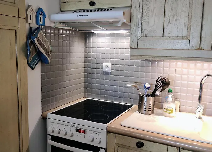 Lägenhet Spacieux Refait A Neuf - 4 Pers - Vue Sur L'hippodrome Cabourg