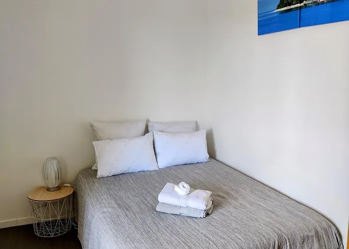 Spacieux Refait A Neuf - 4 Pers - Vue Sur L'hippodrome